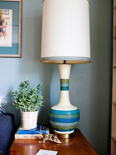 放一盏这样的台灯在家里想不吸睛都难！